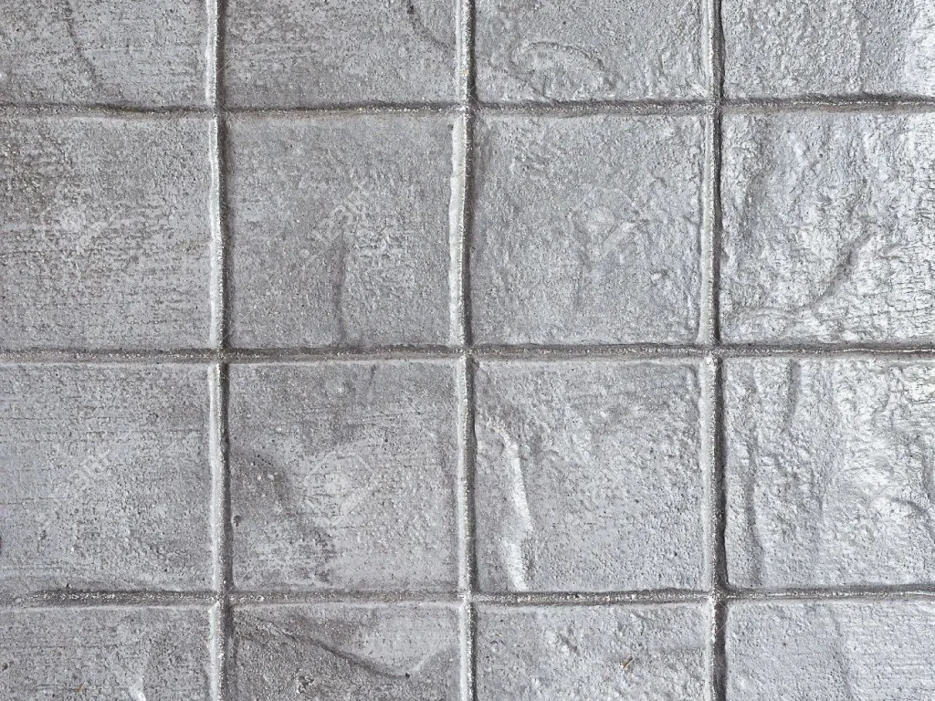 Ražený dekorativní beton s reliéfem přírodního kamene