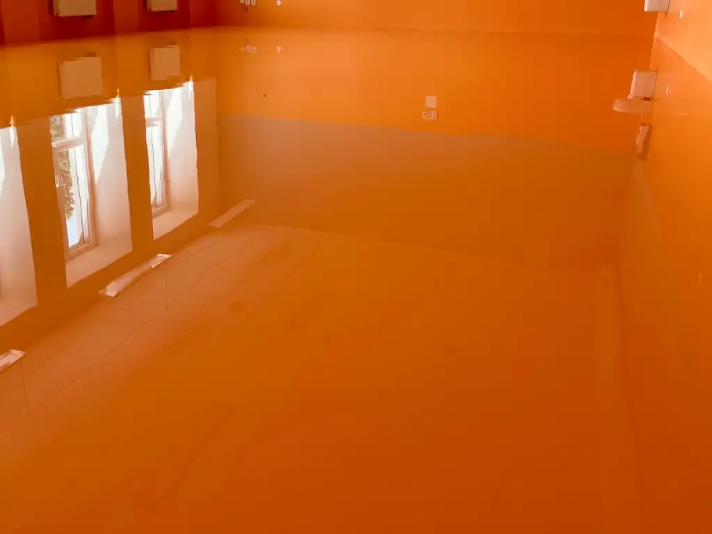 Polyuretanová průmyslová podlaha v provozu